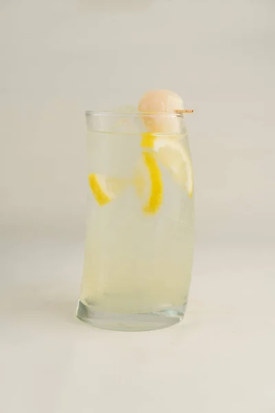 Fondo Blanco Jugo Limonada Helada — Foto de Stock