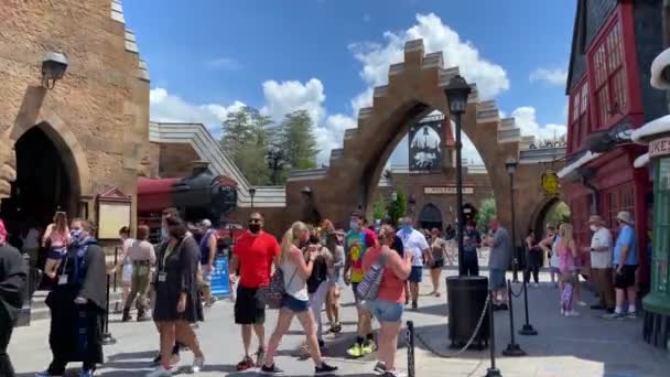 Orlando Usa Exterior Hogsmeade Harry Potter Themed Area Universal Studios — Stock Video