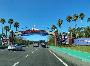 Orlando, FL / USA-1130 / 19: Orlando, FL 'deki Walt Disney World' e giriş.