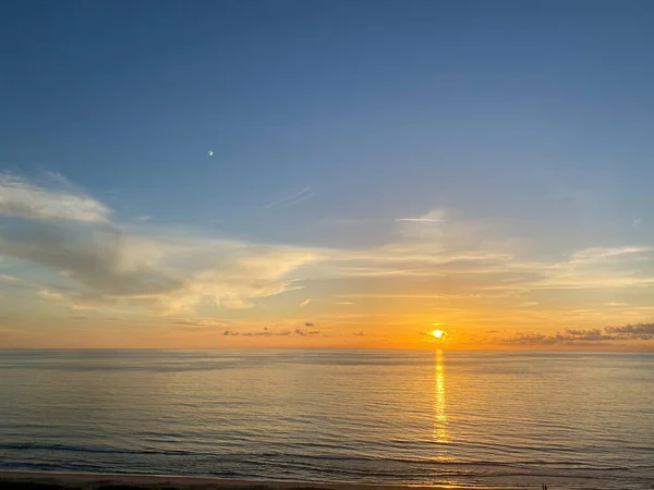 Salida Del Sol Sobre Océano Atlántico Una Hermosa Mañana —  Fotos de Stock