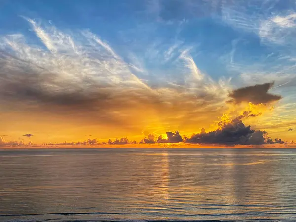 Nascer Sol Sobre Oceano Atlântico Uma Bela Manhã — Fotografia de Stock