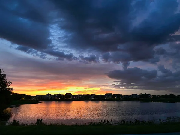 Beautiful Sunset Reflection Lake Neighborhood Orlando Florida — Stock Photo, Image