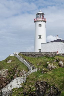Fanad Baş Feneri, Donegal İlçesi, İrlanda. Vahşi Atlantik Yolu