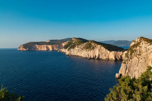 Lefkatas Burnu, Lefkada (Lefkas), İyon Adaları, Yunan Adaları, Yunanistan, Avrupa 'daki inanılmaz uçurumlar