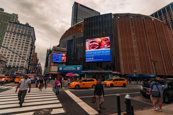 Nueva York Estados Unidos Julio 2019 Fuera Madison Square Garden —  Fotos de Stock
