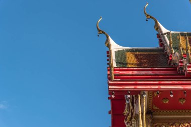 Ang Thong, Tayland - 24 Haziran 2017: Phra ubosot Budist Tapınağı'nda Wat Lo Sutthawat, Tambon Sala Daeng, Mueang Ang Thong District, Ang Thong Budist Tapınağı içinde