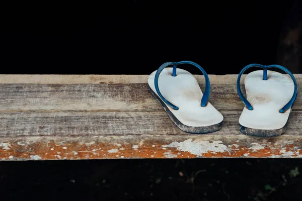 Vintage Sandal Thongs Flip Flop Blue Color Shoes Wooden Staircase — стоковое фото