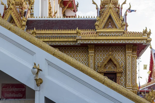 Ang Thong Tailandia Junio 2017 Phra Ubosot Templo Budista Wat —  Fotos de Stock