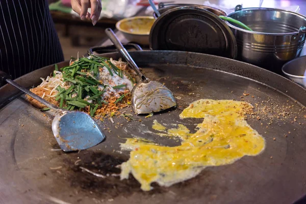 Fried Noodle Thai Style Pad Thai Sale Thai Street Food — Stock Photo, Image