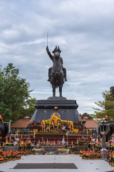 Prachuap Khiri Khan Thailand Augustus 2018 Standbeeld Van Koning Taksin — Stockfoto