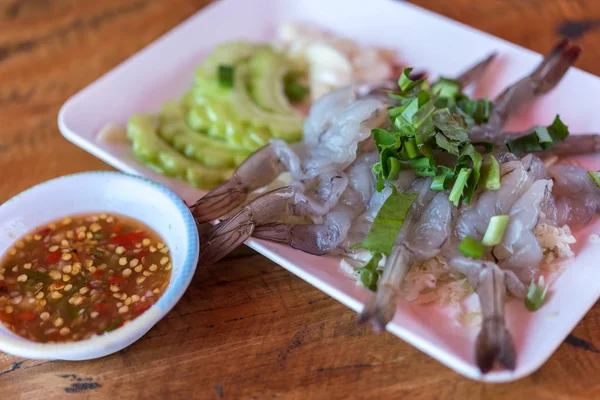 Udang dalam saus ikan di pasar makanan laut Thailand — Stok Foto