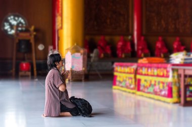 Tay Budizm dua nimet ibadet için