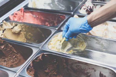 Dondurma tazelik smoothie ve renkli çeşitli