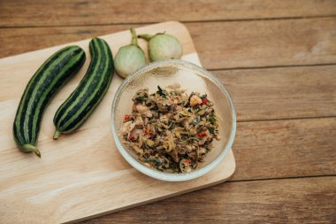 Tayland Güney baharatlı Budu salatası ve sebze pazarı