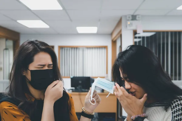 Asiatiske Vakre Kvinner Med Maske Maske Åndedrettsvern Mot Epidemisk Influensa19 – stockfoto