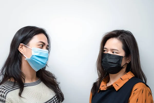Mujeres Guapas Asiáticas Usando Máscara Máscara Protección Respiratoria Contra Gripe — Foto de Stock
