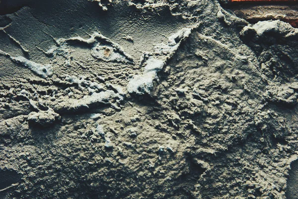 doku eski beton üzerinde