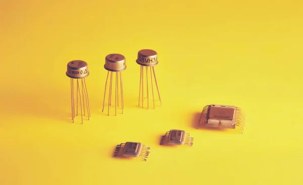 Electronic chip and radio components — Stock Photo, Image