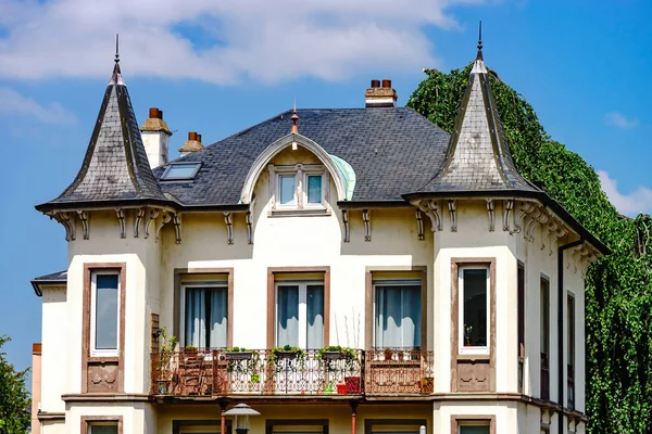 Eski Güzel Windows Tarihi Merkezi Colmar Alsacien Stil Fransa — Stok fotoğraf
