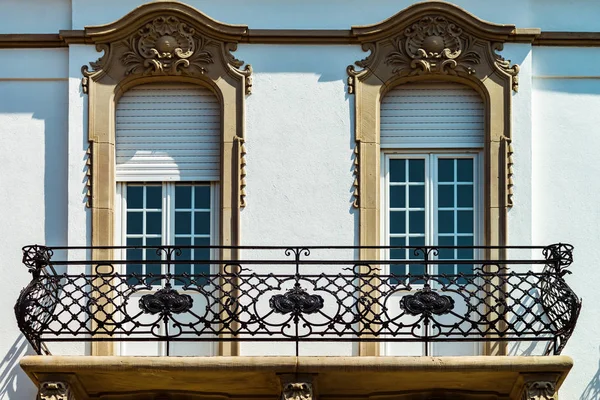 Güzel Yaşlı Pencere Eşiği Strazburg Tarihi Merkezi Mimari Detaylar — Stok fotoğraf