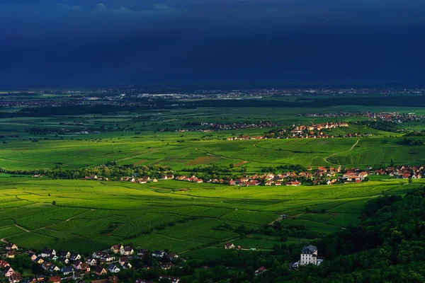 Thundery Tiempo Befor Tormenta Sobre Valle Verde Alsacia Vista Aérea — Foto de Stock