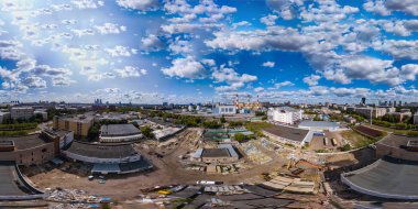 Eski binalar yeni oluşturmak için kırma. Uçağı hava 360 derecelik manzara. Moscow, Rusya Federasyonu