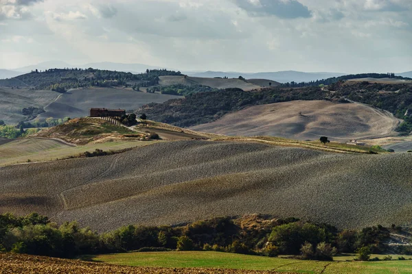 Villa Italia Antico Casale Tra Onde Dei Campi Delle Colline — Foto Stock