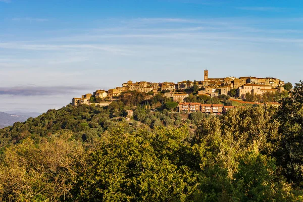 Vieja Ciudad Italiana Medieval Cima Colina Toscana Italia — Foto de Stock