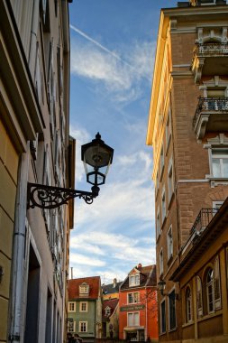 Redaksiyon: 16 Şubat 2019: Baden-Baden, Almanya. Güneşli bir gün s