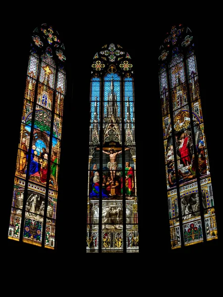 Elisabeth-kirche in basel, innenansicht, majestätische architektur — Stockfoto