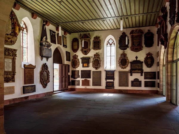 Basel Minster interior, maestosa architettura, stile gotico — Foto Stock