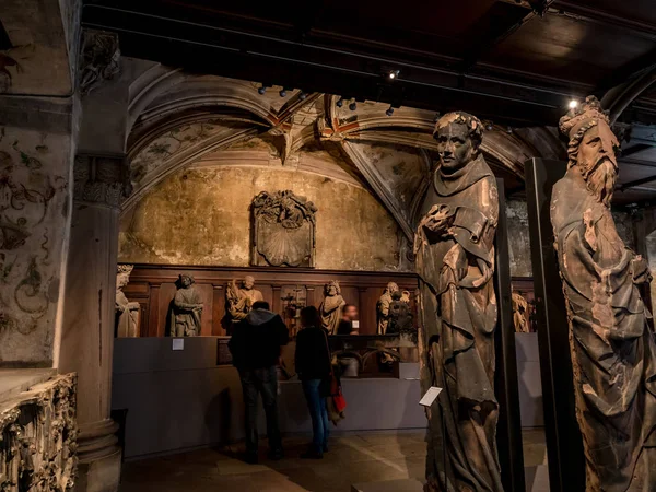 Escultura antiga do século XIII-XV no museu da Catedral — Fotografia de Stock