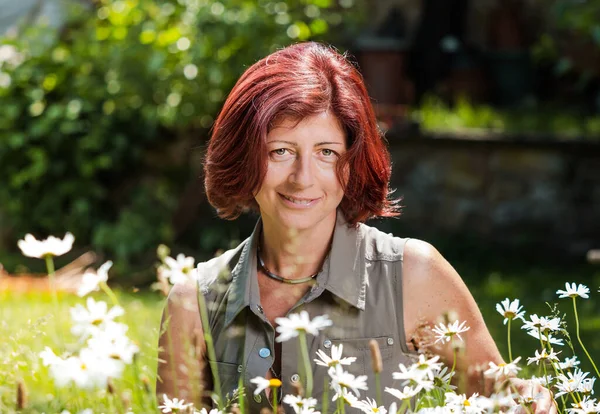 Portrait Beautiful Woman Deep Red Hair Garden Background Nature Flowers — Stock Photo, Image