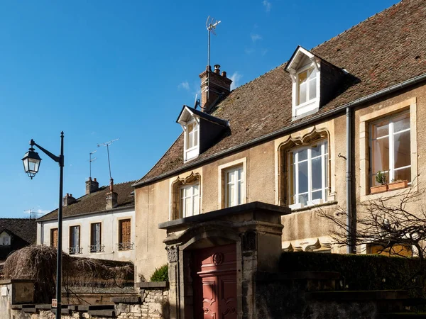 Hermosa Arquitectura Antigua Borgoña Calles Ciudad Beaune Soleado Día Primavera —  Fotos de Stock