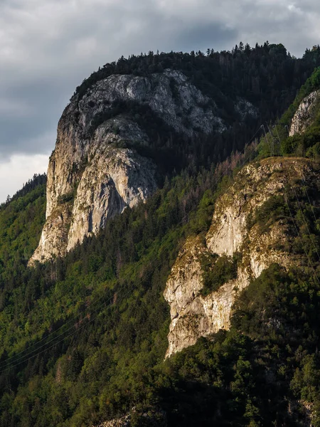 Panoramablick Auf Almen Und Felsen Bei Sonnenuntergang Abendbeleuchtung Alpen — Stockfoto