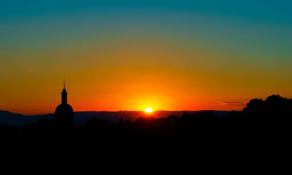 Ohromující Krása Barvy Západu Slunce Výhledem Siluety Alp Siluetu Krásného — Stock fotografie