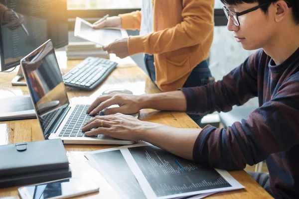 Programador Programación Codificación Diseñador Software Que Trabaja Proyecto Oficina Empresa —  Fotos de Stock