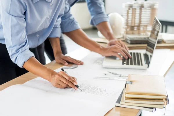 Close-up Of Person's engineer Hand Drawing Plan On Blue Print wi — Stock Photo, Image