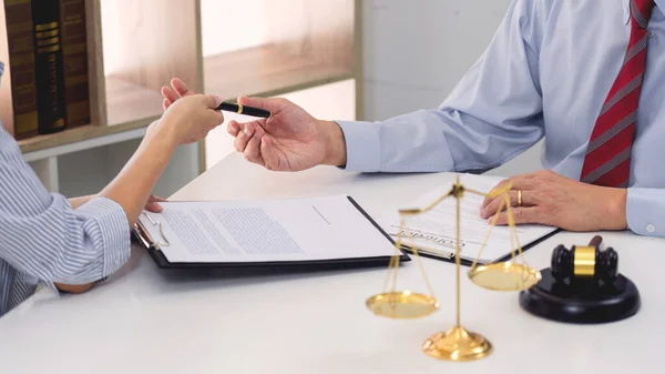 Professional Secretary Lawyer Working His Office Signing Contract Consultation Client — Stock Photo, Image