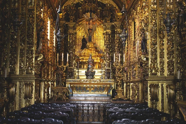 Rio de Janeiro, Brezilya - 10 Ekim 2018: Mosteiro de Sao Bento (Aziz Benedict Manastırı) Rio de Janeiro Centro. Brezilya Brezilyalı sömürgeci Mimarlık birincil örneği