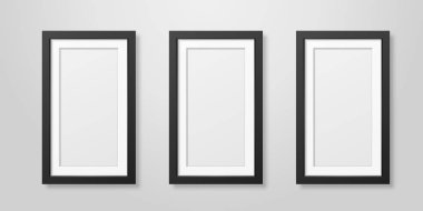 Üç beyaz duvar Mock-up üzerinde gerçekçi Modern iç siyah boş dikey ahşap Poster resim çerçeve kümesi Closeup vektör. Boş Poster çerçeve tasarım şablonu Mockup, tanıtım için