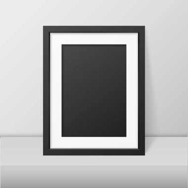 3D gerçekçi Modern iç siyah boş dikey A4 ahşap Poster resim çerçeve tablo veya raf Closeup beyaz duvar, tasarlamak vektör. Mockup, sunum için boş Poster çerçeve tasarım şablonu