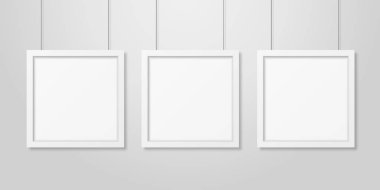 Üç gerçekçi Modern iç beyaz boş kare ahşap Poster resim çerçeve kümesi halatlar üzerinde beyaz duvar Mock-up asılı vektör. Boş Poster çerçeve tasarım şablonu Mockup, tanıtım için