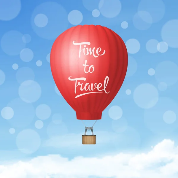 Vector 3d realista globo de aire caliente rojo en el fondo del cielo azul. Hora de viajar. Plantilla de diseño de aerostato en blanco para vacaciones de verano, viajes, turismo, concepto de viaje — Vector de stock