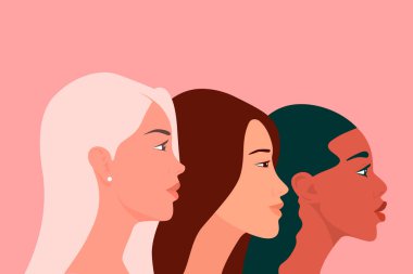 Uluslararası Kadınlar Günü. Farklı Milletlerden Üç Farklı Etnik Kadın Bir arada Duruyor. Kadın Arkadaşlığı, Feministler, Kız Kardeşlik Konsepti. Güçlendirme Hareketi. Özgürlük için savaş. Vektör