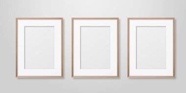 Vektör 3d Gerçekçi Üç A4 Kahverengi Ahşap Basit Modern Çerçeve Beyaz Duvar Arkaplanı. Sunumlar için kullanılabilir. Mockup için Tasarım Şablonu, Ön Görünüm