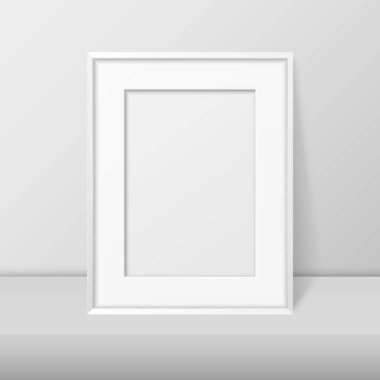 Vektör 3d Gerçekçi A4 Beyaz Ahşap Çerçeve Beyaz Rafta ya da Masada Beyaz Duvara Karşı. Sunumlar için kullanılabilir. Mockup için Tasarım Şablonu, Ön Görünüm