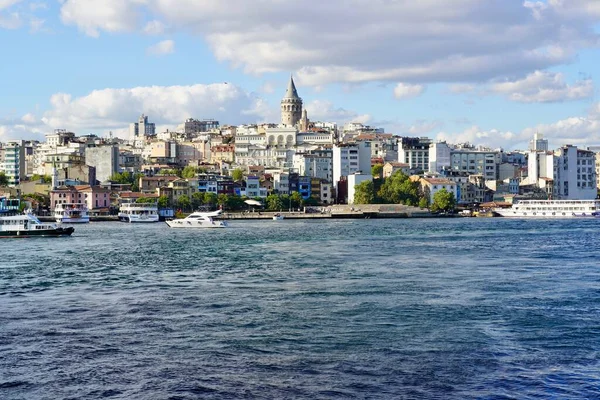 Moschea Blu e splendido panorama sul Bosforo, Istanbul, Turchia — Foto Stock