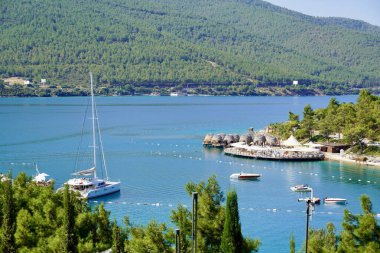 Cennet Adası, Kum Plajı Kristal berrak Turkuaz Suları