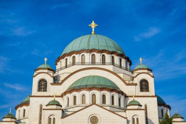 Dünyanın en büyük Ortodoks Hıristiyan kiliselerinden biri olan Saint Sava Kilisesi, Belgrad ve Sırbistan